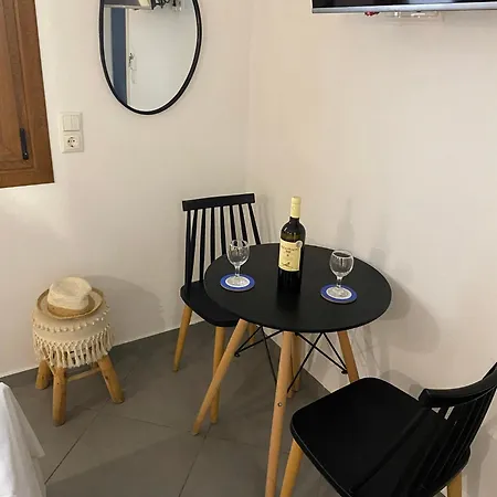 Thiseas 2 Naxos City