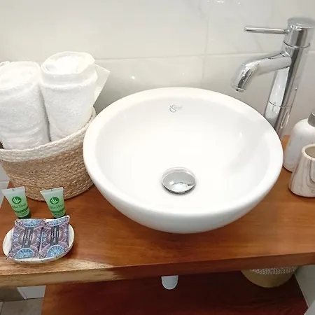 Appartamento Thiseas 2 *